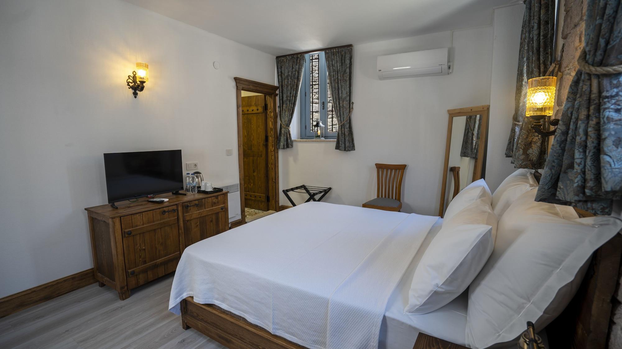 Villa Pietra Butik Otel Ayvalik Exterior foto