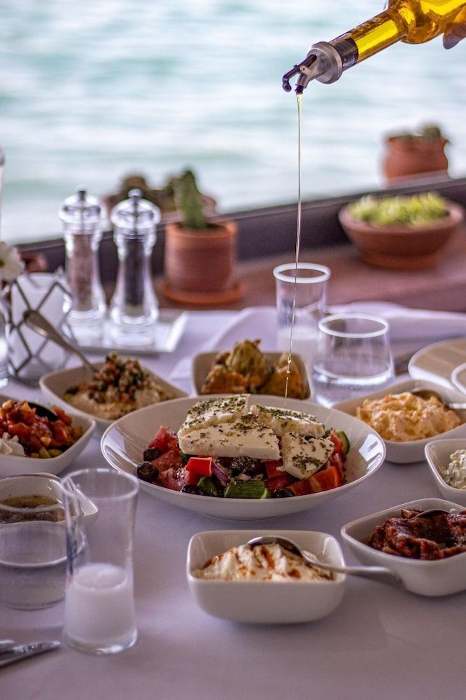Villa Pietra Butik Otel Ayvalik Exterior foto